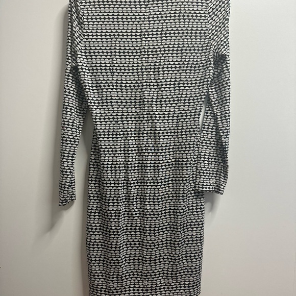 Banana Republic Monochrome Long Sleeve Dress - Picture 3 of 6